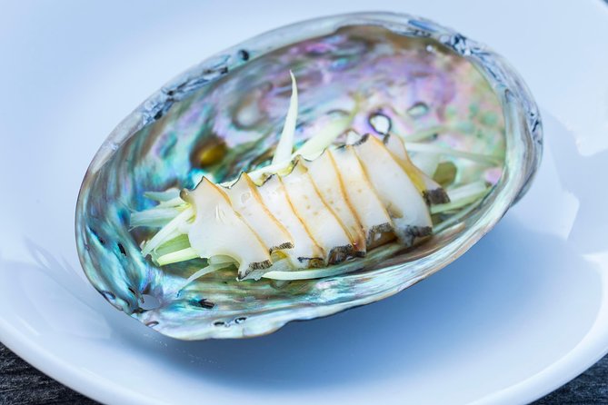 Abalone farm tour and tasting with coastal seaweed walk. Guided. 2 hours - Key Highlights at a Glance