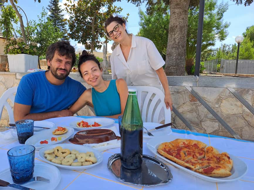 Alberobello: Guided e-bike tour + mill & donkey farm - From the Alberobello parking lot to trulli views in minutes