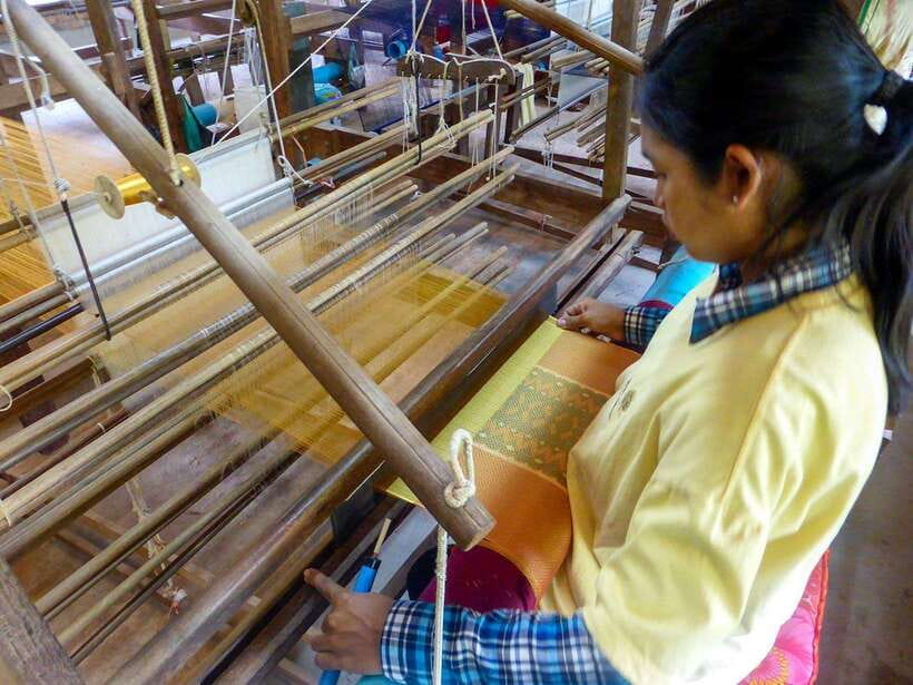 Angkor Silk Farm & Lotus Silk Farm: Siem Reap Discovery Tour - Price and value: what $25 buys for 4 hours