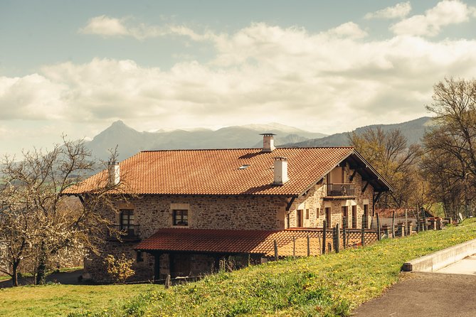 " Basque Farm House & Cider house" tour + meal from San Sebastian - How This 6-Hour Sagardoa Route Day Fits Together
