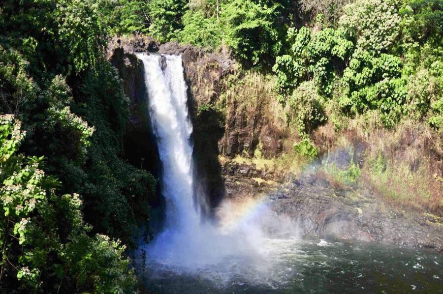 Big Island: Volcanoes, Waterfalls, & Coffee Farm Day-Trip - Morning waterfalls: Waipio Valley, Rainbow Falls, and Akaka Falls
