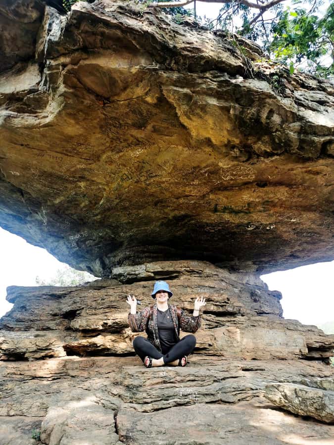 Boti Falls, Umbrella Rock, Aburi Gardens & Cocoa Farm Tour - Boti Falls hike: where the forest noise turns into twin waterfalls