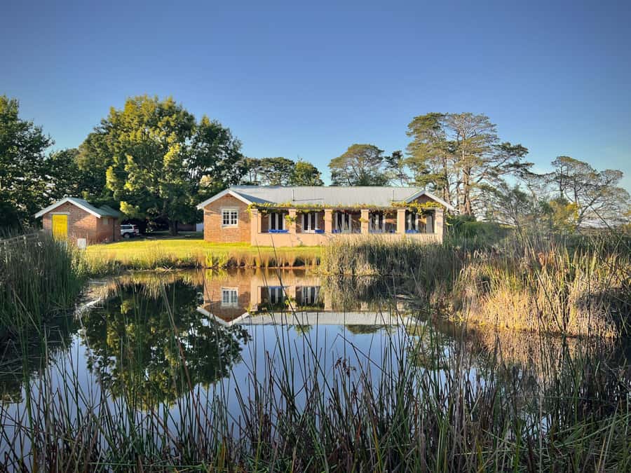 Bowral Honey Farm Tour, Honey Tasting & morning Tea - Retford Park meeting point: easy to find and scenic before you even start
