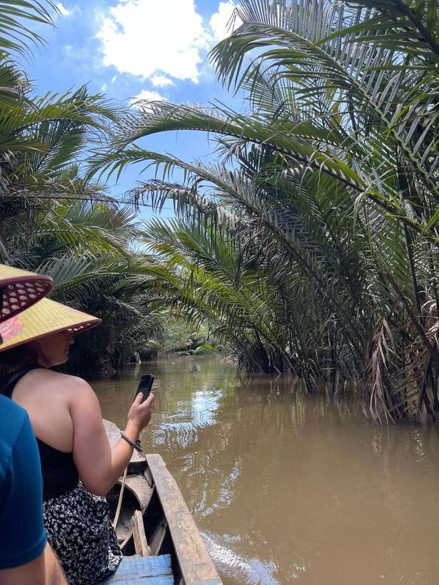 Can Tho: Floating Market, Canal, Cacao Farm & Mekong' Life - Breakfast on the river: simple food, real setting