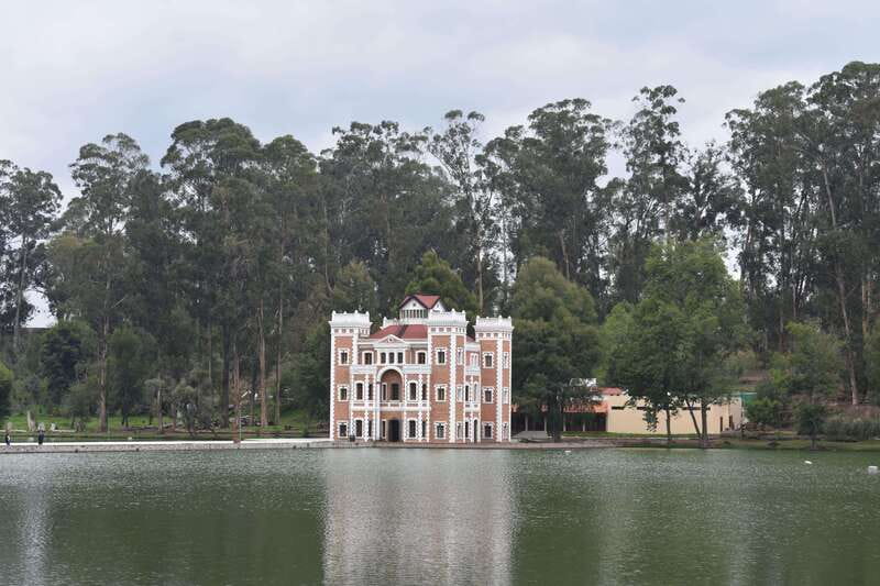 Chautla's Castle, Lavender Farm, and Valquirico Private Tour - Getting There: Puebla Pickup and a Comfortable Private Van Ride