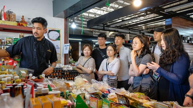 Chiang Mai: Authentic Cooking Class with Market & Farm Visit - Transportation and timing: what to expect from the van ride