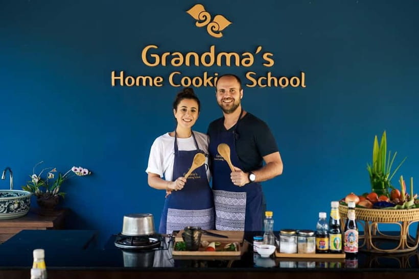 Chiang Mai: Authentic Cooking Class with Market & Farm Visit - What you’ll cook in each session (morning, afternoon, evening, full day)