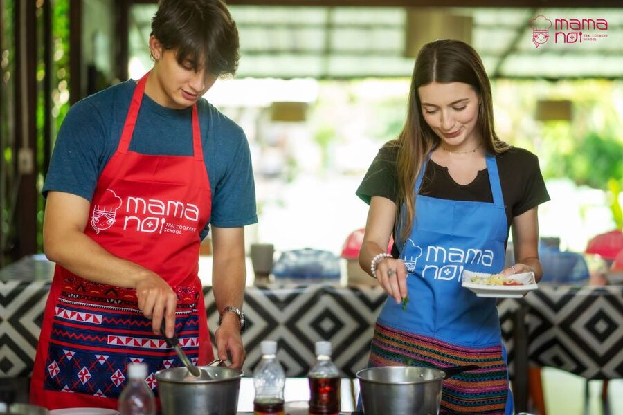 Chiang Mai: Cooking Class with Organic Farm at Mama Noi - Mama Noi organic garden: herbs you can name (and use)