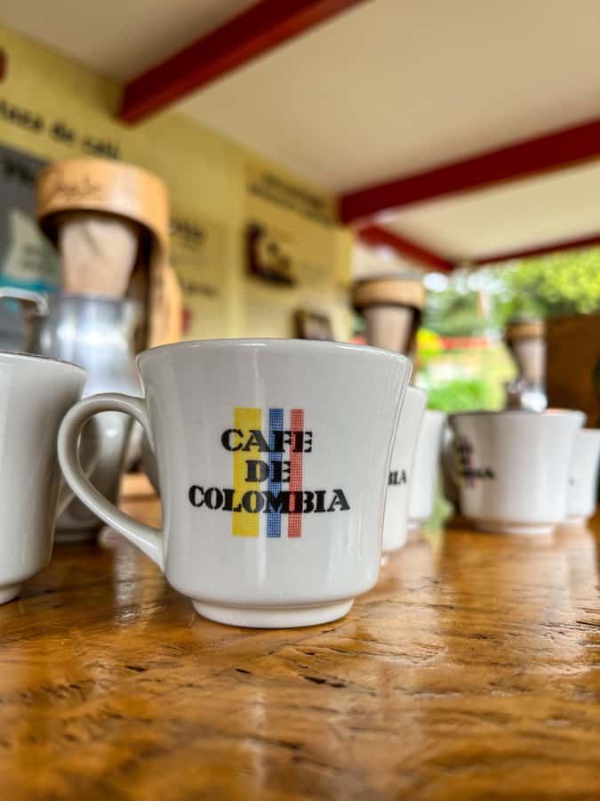 Coffee Tour Salento-Ocaso Farm- English Tour - From Salento to Finca El Ocaso: your 4 km reality check