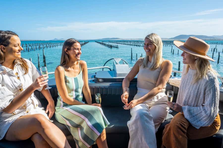 Coffin Bay: Oyster Farm Boat Tour with Wading & 12 Oysters - Key things I’d plan for before you go