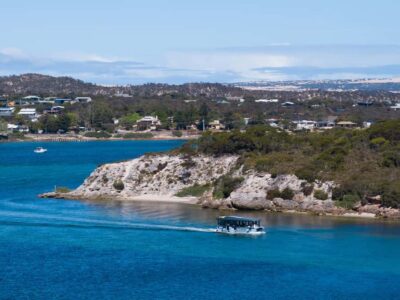 Coffin Bay: Short and Sweet Oyster Farm Tour - Meeting at the Coffin Bay Yacht Club: easy, but check in on the boat