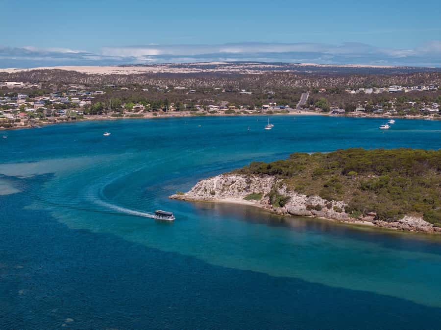 Coffin Bay: Short and Sweet Oyster Farm Tour - The viewpoint stop: your one-hour mix of guidance and local drinks