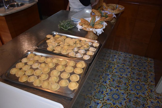 Cooking Class & Guided Farm Tour On The Hills Of Sorrento - Practical Tips So You Enjoy the Hills (Not Fight Them)