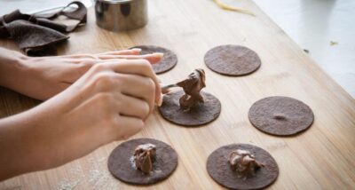 Cooking class in our family farm in Chianti with lunch - Arriving on the farm: olive trees, vineyards, animals, and saffron