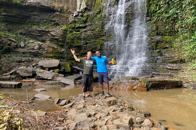 Day Trip Near Accra - Visit Aburi Gardens, Waterfall & Cocoa Farm - Oboadaka Falls: Songbirds, Pine Smell, and a Real Descent