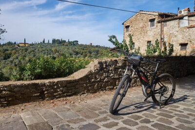 E-bike Chianti Classico & Tuscany tour with Wine & Lunch at Farm - Morning start from Florence: where to meet and what to bring