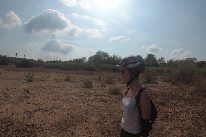 e-MTB Tour - Durrells Farm & Crab Lake [30Km - 18Mi] - Getting to Poulades: olive groves, narrow roads, and wildlife chances