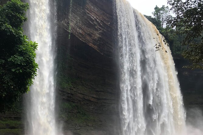 Experience Boti Waterfalls, Aburi Botanical Gardens & Tetteh Quarshie Cocoa Farm - Key moments worth planning around