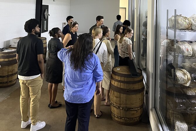 Explore Chicago’s Indoor Mushroom Farm Experience - How The 90-Minute Visit Flows (And Why Timing Matters)