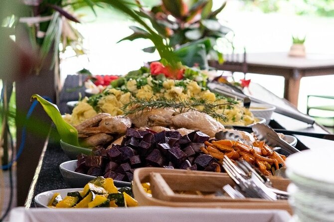 Farm and Food Experience in Kilauea - Family-Style Pupus: Dinner Style and Alcohol Reality