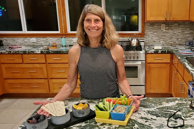 Farm-to-Table Experience in Long Beach, California - Private, English-speaking, and good for pairs or friend groups