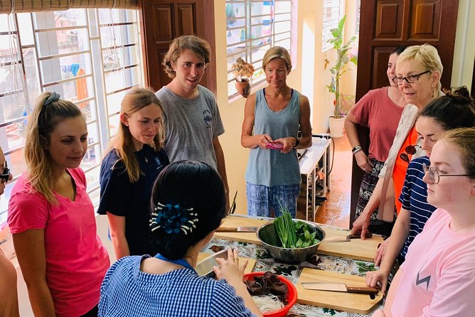 Farm tour & Home cooking class with local family in Hanoi - Four dishes, one focused skill set