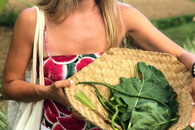 From Ubud: Authentic Bali Farm Cooking School & Organic Farm - Market tour in the morning: spices and produce buying