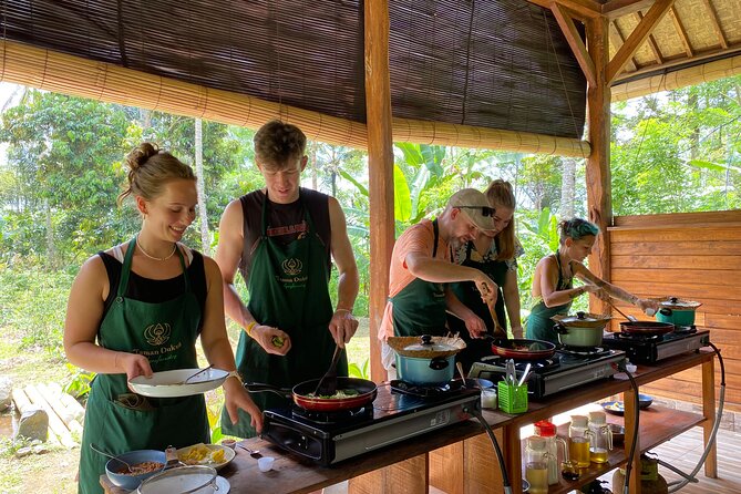From Ubud: Authentic Bali Farm Cooking School & Organic Farm - How pickup and the Ubud shuttle work
