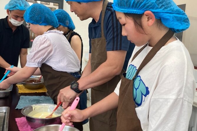 Full Day Experience to Farm and Chocolate - Bean-to-bar in real time at the chocolate factory
