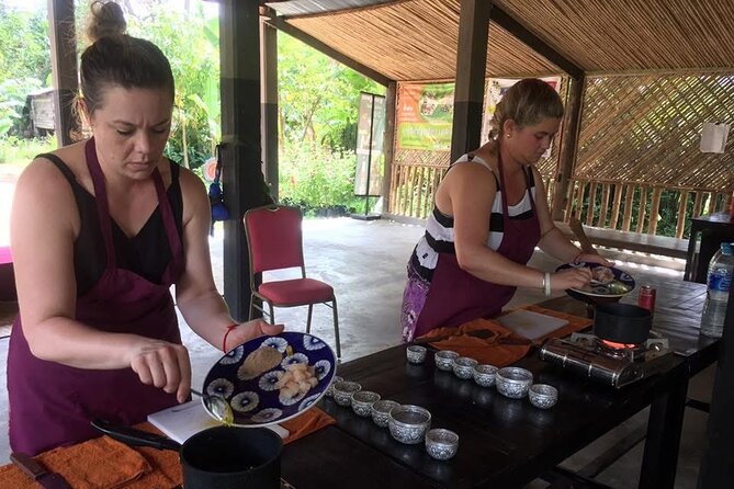 Full Day Siem Reap Farm Tour with Cooking Class and Monk Blessing - The monk water blessing: a spiritual pause with the right attitude