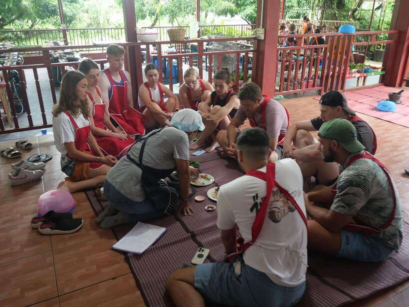 Full Day Thai Cooking Class in Organic Farm and Market - Guides You Might Meet: Clear Instruction Makes the Difference