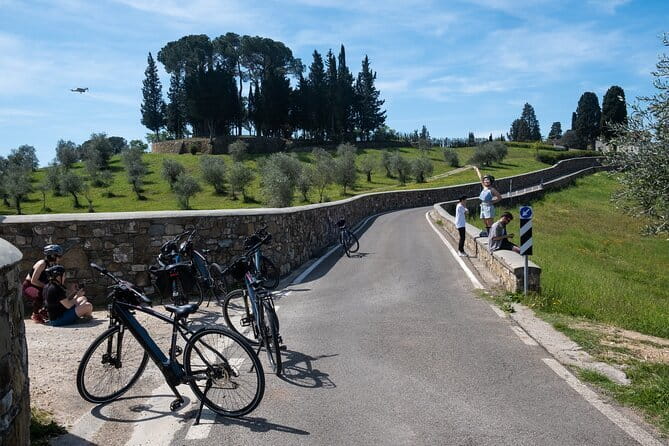 Full-Day Tuscany and Chianti Hills Bike Tour With Lunch at Farm - Key highlights to know before you go