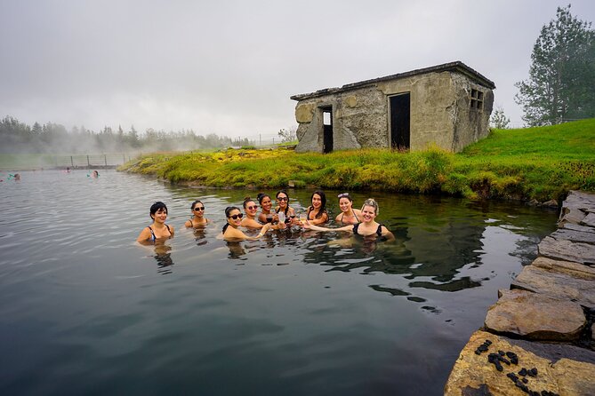 Golden Circle with Tomato Farm Lunch & Secret Lagoon Bathing - Pace, group size, and comfort: how this tour keeps you from feeling rushed