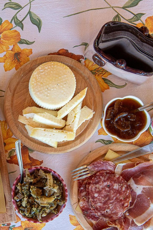 Grosseto: visit the family farm with tasting of local food - Meeting the Animals at Lillastro Farm in Grosseto