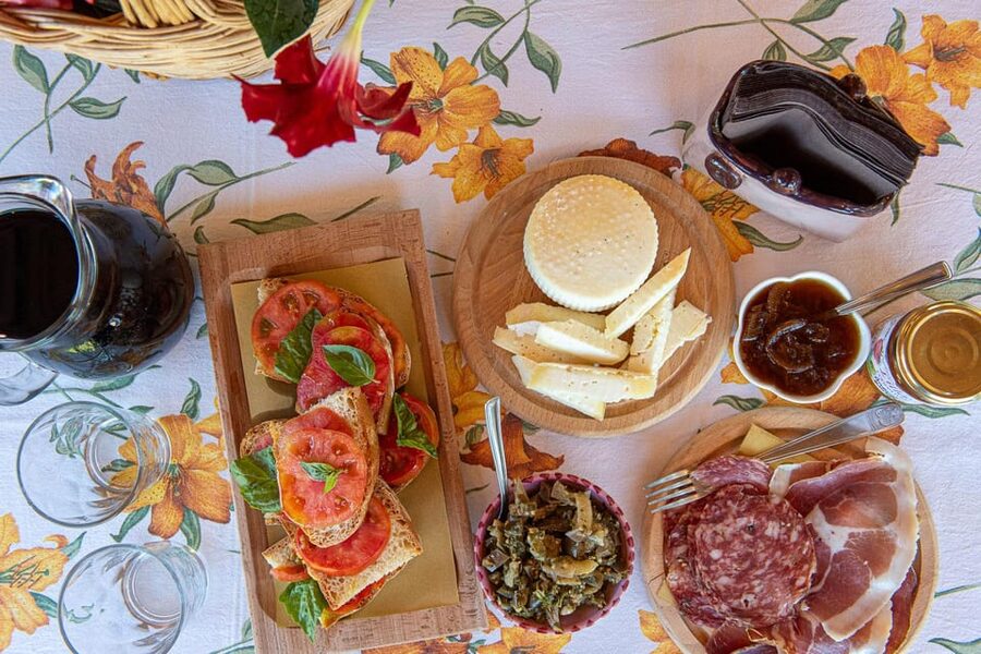 Grosseto: visit the family farm with tasting of local food - The Snack Tasting: Cheese, Wine, Vegetables, and Seasonal Farm Products