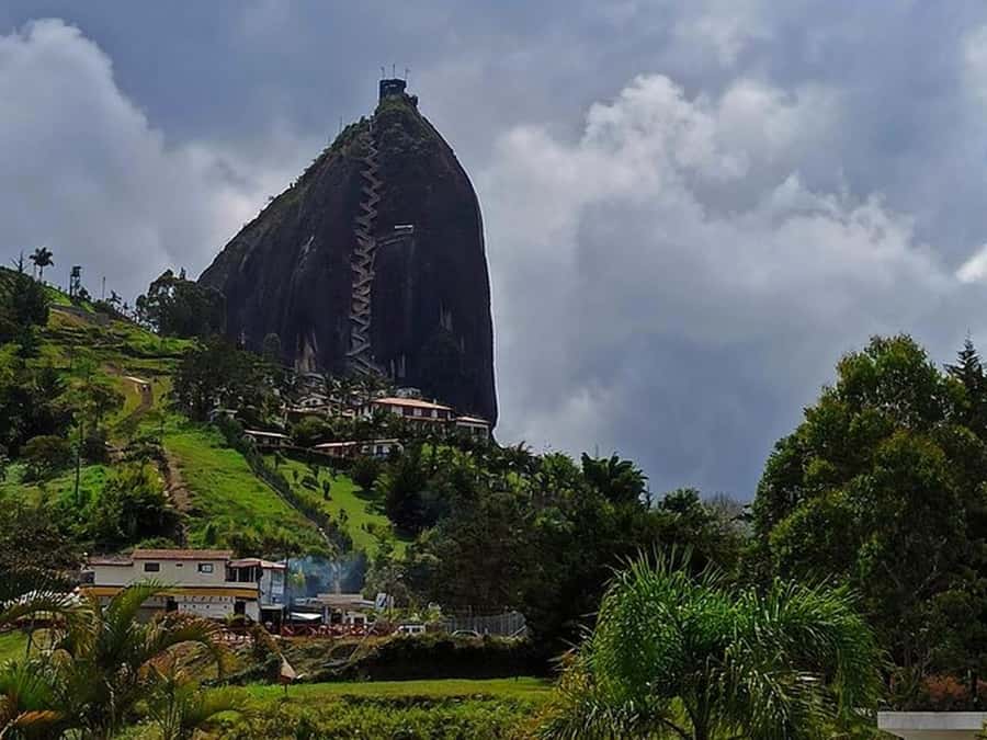 Guatapé & Coffee Farm, all in one day - Key highlights you’ll feel on the ground