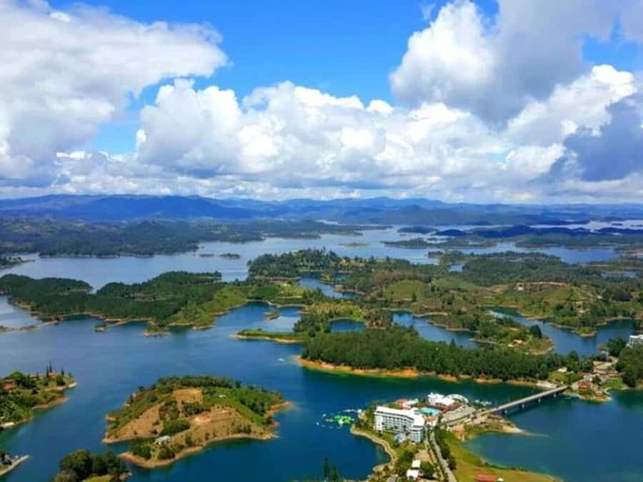 Guatapé & Coffee Farm, all in one day - Price and what $157 really covers (and what it doesn’t)