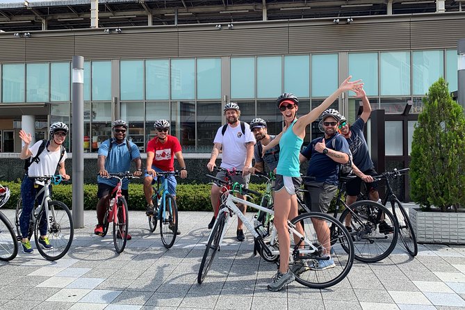 Guided Bike Tour to a Green Tea Farm in Shizuoka (not e-bikes) - At the tea farm: farmer explanation, field photos, and that 150-year-old house