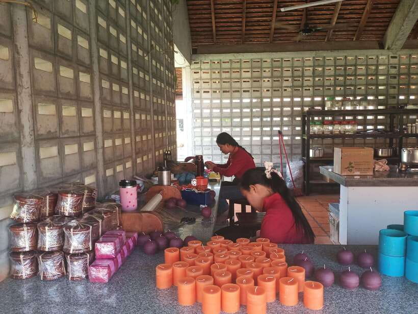 Half Day Trip: Silk Farm, Satcha, and Senteur d'Angkor Tour - Key Things You’ll Notice on This Half-Day Tour
