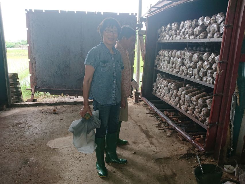 Hanoi: Village Farm Tour and Cooking Class with Lunch - The Market Stop: Ducks, Chickens, and Everyday Village Shopping