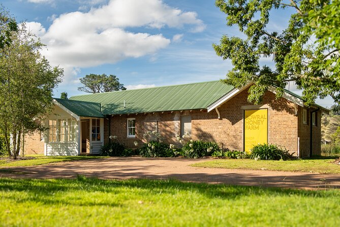 Honey Farm Tour. Morning Tea. Guided Tasting - A Honey Farm Tour on Retford Park’s Grounds