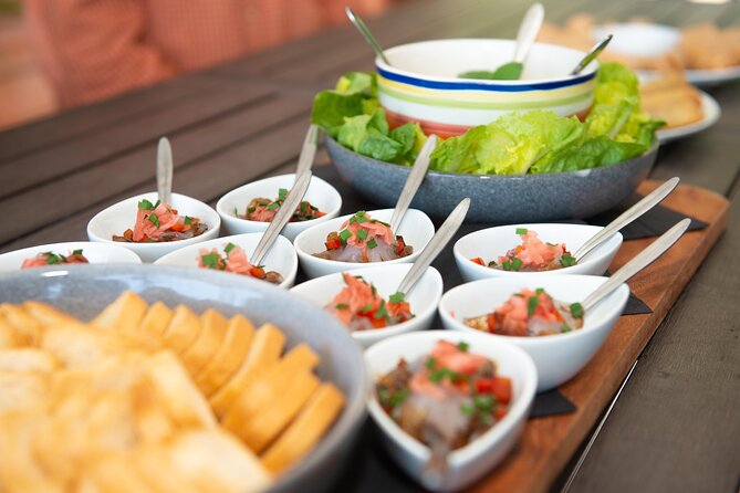 Hook-a-Barra Gourmet Farm Tour - Who should book this, and who might want a different plan