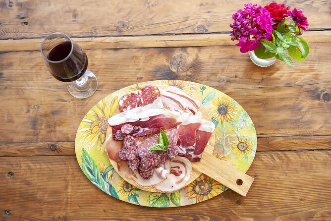 Horseback riding in Montepulciano Tuscany, lunch on the farm - Practical Tips for a Comfortable Tuscan Day