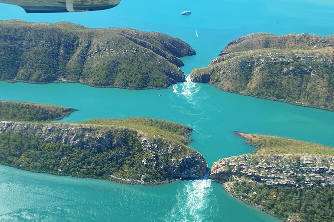 Incredible Islands Tour - Horizontal Falls & Cygnet Bay Pearl Farm - Getting from your hotel to the plane (and why the headset matters)