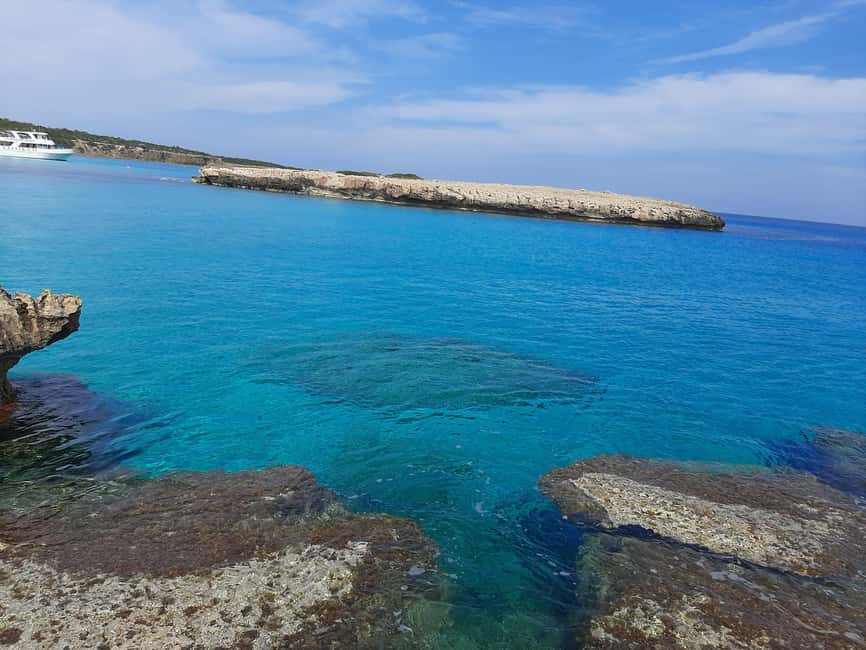 Jeep safari in French, English to Akamas, Gorge, Donkey Farm - Akamas National Park: why the route feels so untamed