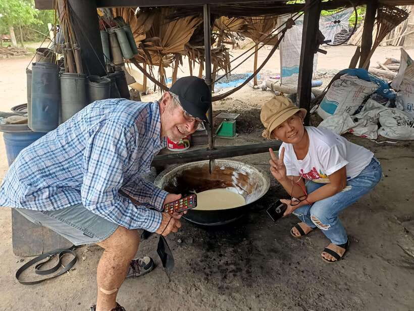 Kampot: Full-day Countryside Tour with Pepper Farm and Kep - Phnom Chhngok: the 203 steps, the Shiva temple, and the view