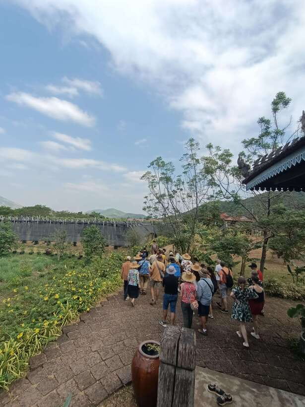 Kampot: Full-day Countryside Tour with Pepper Farm and Kep - Salt fields and the pepper-to-craft connection in Kampot