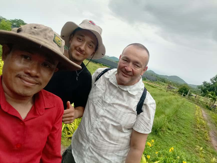 Kampot Pepper farm Enjoy Tour & Testing our process 4 free - The secret lake detour: short stop, big story