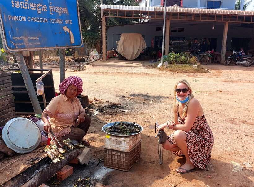 Kampot: Pepper Farm Tour, Salt Field, Cave & Secret Lake - Salt fields and Salt Farm Coffee: get close to real sea salt