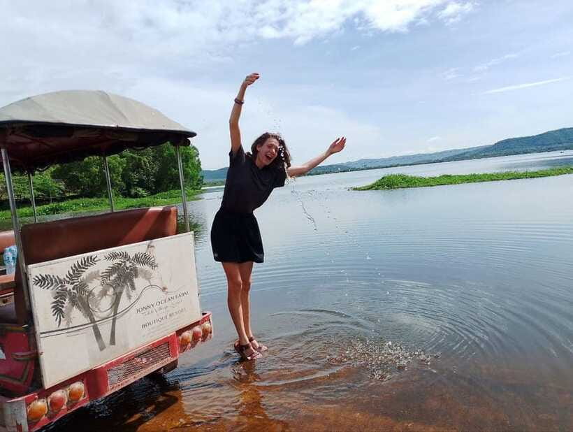 Kampot Pepper Farm Tour: Salt Fields, La Plantation & Cave - Phnom Chhngok Cave: limestone shapes and guided artifact spotting